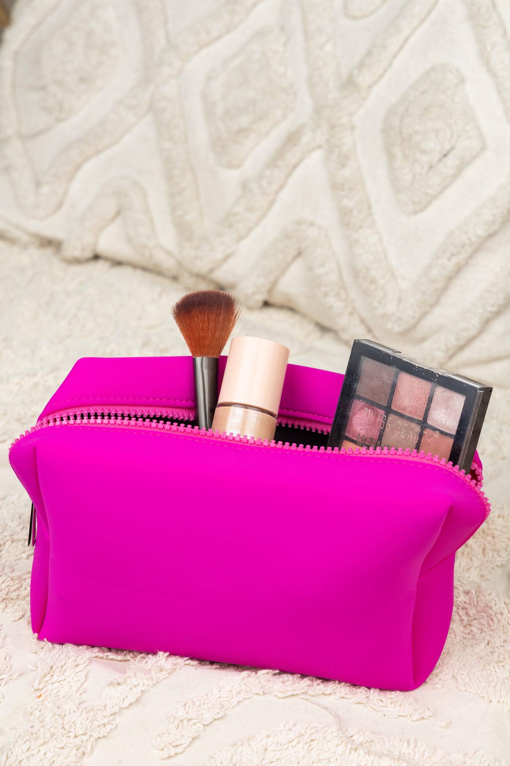 NeoNest - Hot Pink